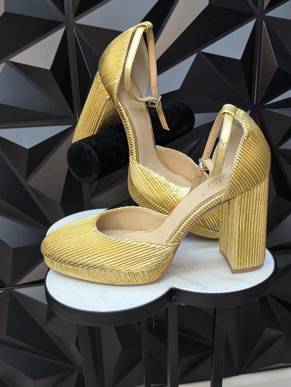 Gold Ribbed Block Heel Mary Jane Pumps